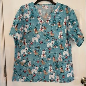 UA Scrubs Christmas L scrub top